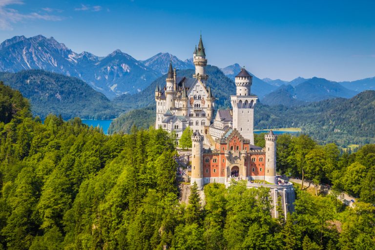 Đức nổi tiếng với những tòa lâu đài tráng lệ